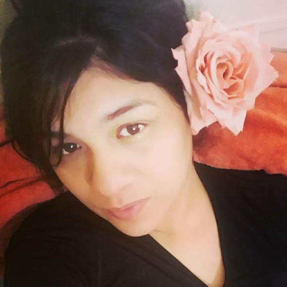 Elegant Light Peach Vintage Rose HairComb - Picture 6 of 6